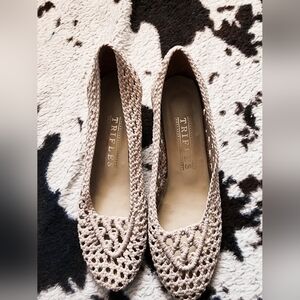 WOMEN'S 80'S/90'S CROCHET WEDGES - TAN